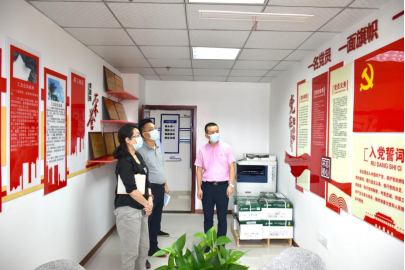 官波帶隊到產(chǎn)業(yè)公司開展調(diào)研.png